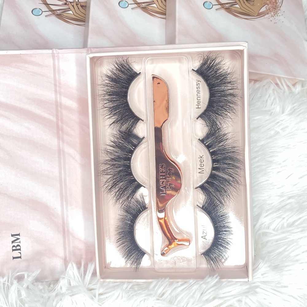 3 luxury eyelashes